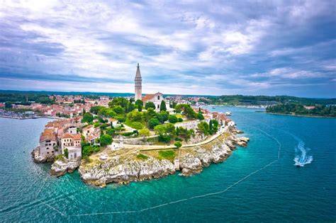 Rovinj historické centrum uličky