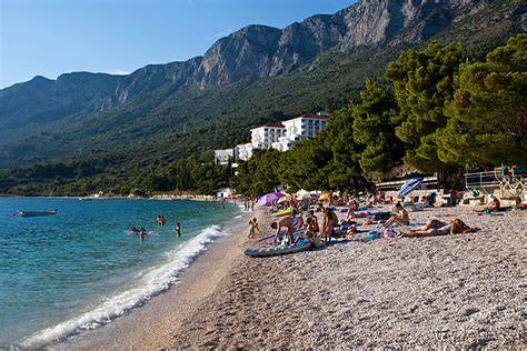 Kamienková pláž Gornja Vala Gradac