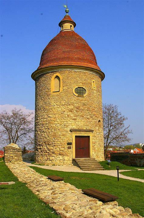Rotunda svätého Juraja Skalica